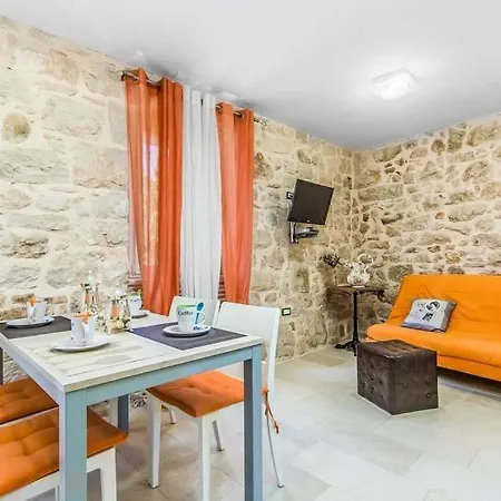 Sleeps 8 Pool Wifi *